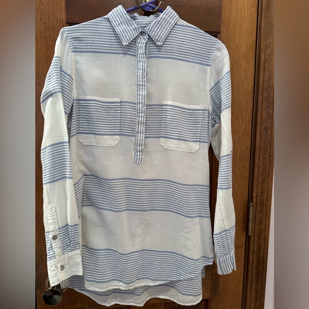 LOU & GREY WHITE AND BLUE STRIPED LONG SLEEVED TUNIC SIZE SMALL
